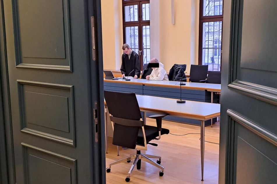 Betrügereien beim Jobcenter bringen Frau fast in den Knast