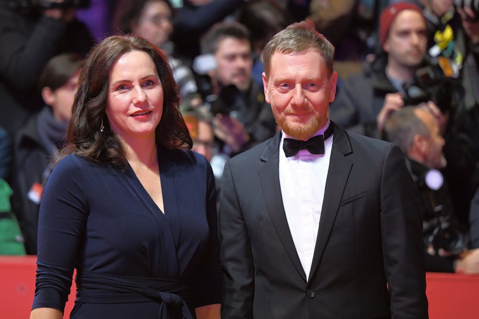 Sachsens Ministerpräsident Michael Kretschmer (50, CDU) mit seiner Frau Annett Hofmann. Das Paar heiratete 2020. Zuvor lebten sie viele Jahre in wilder Ehe.