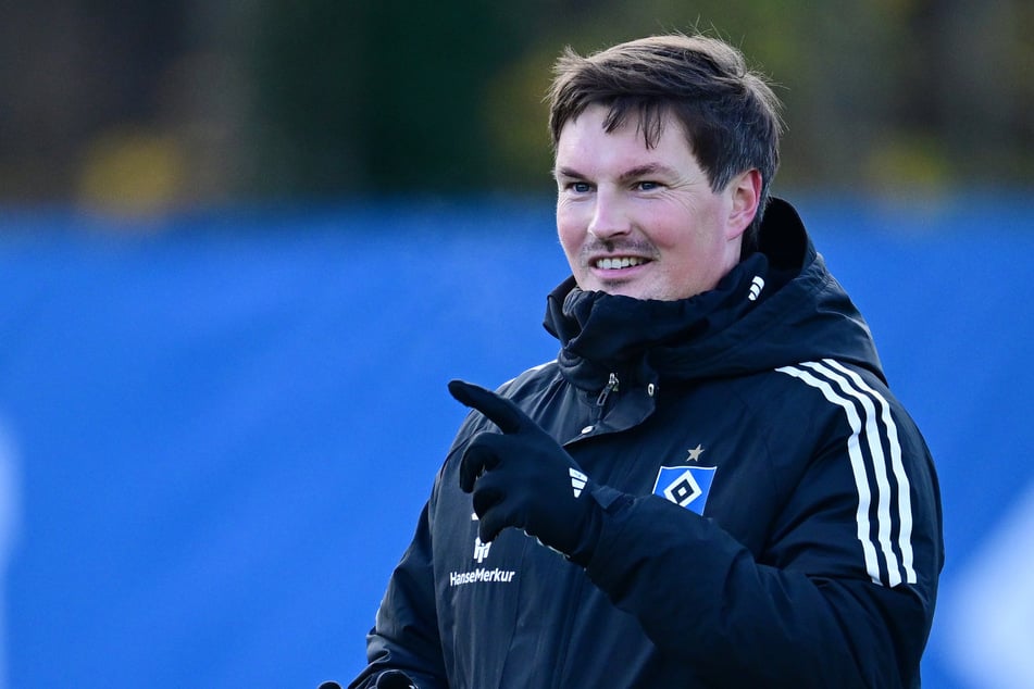 HSV-Trainer Merlin Polzin (35) ließ einen Startelf-Einsatz von Fabio Vieira noch offen.