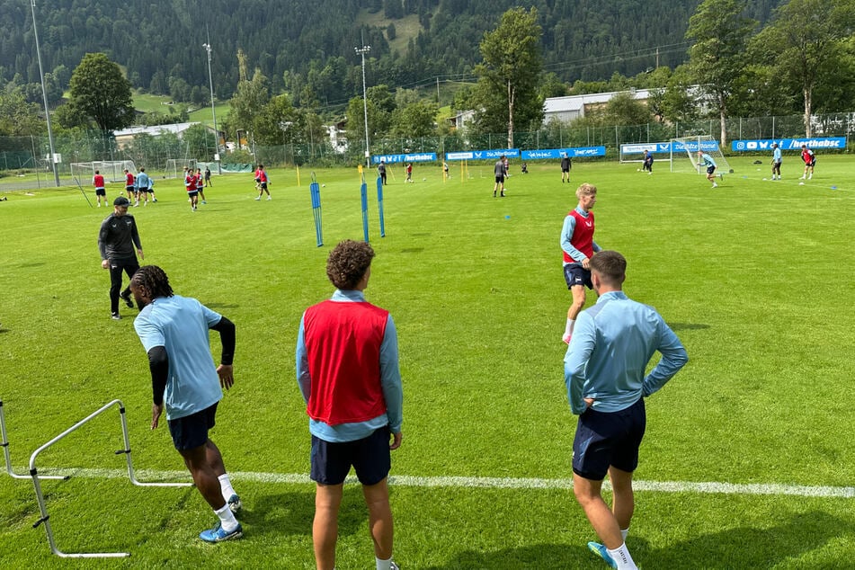 Der Parcours stellt Deyovaisio Zeefuik (l.) und Co. vor keine Herausforderung.