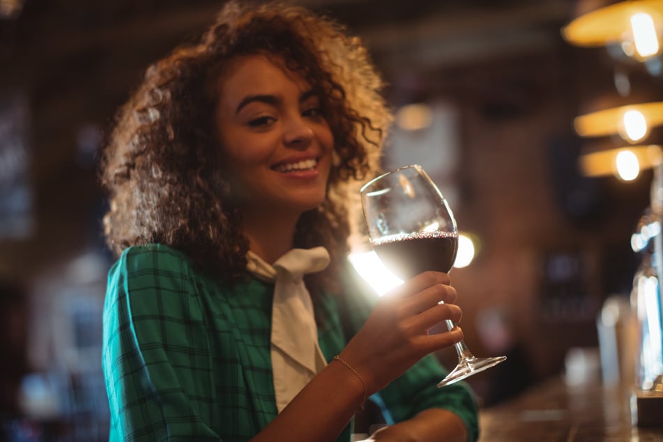 Ein Glas Wein gehört zu der Tour dazu.