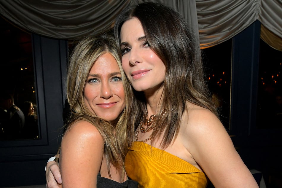 Die 62-Jährige und Jennifer Aniston (57, l.) sind seit über 15 Jahren eng befreundet. (Archivfoto)