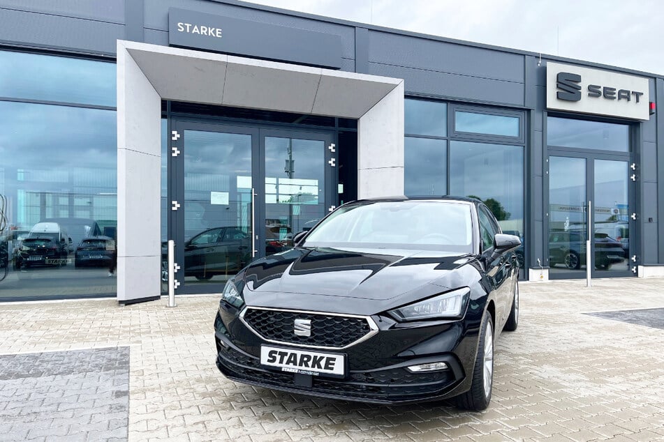 Der SEAT Leon in der Road Edition steht bei Autohaus Starke sofort verfügbar für Euch bereit.