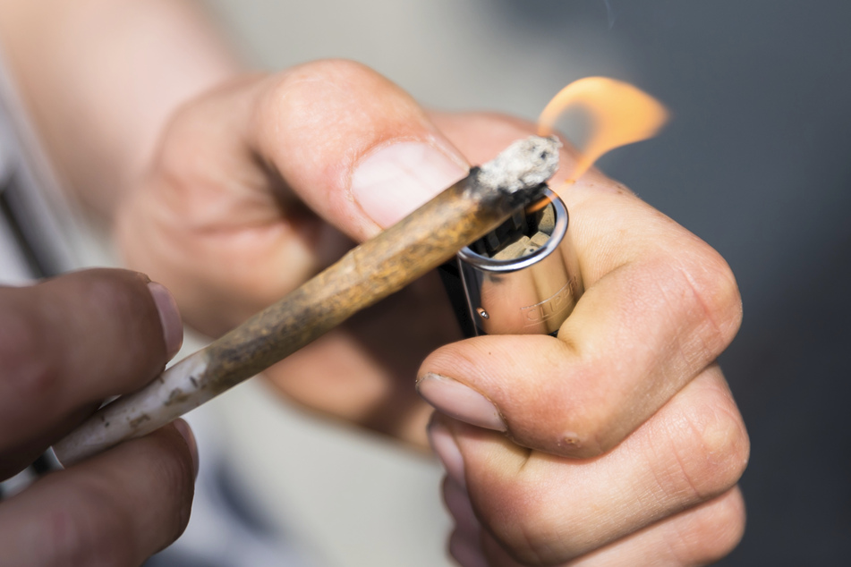 Erstmal einen Joint. Geht es nach der CDU, dann sollte das Kiffen nicht so einfach legalisiert werden.