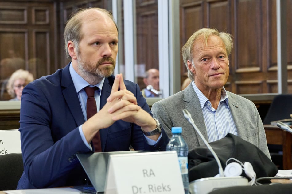 Gerhard Delling (67) mit seinem Anwalt Dr. David Rieks.