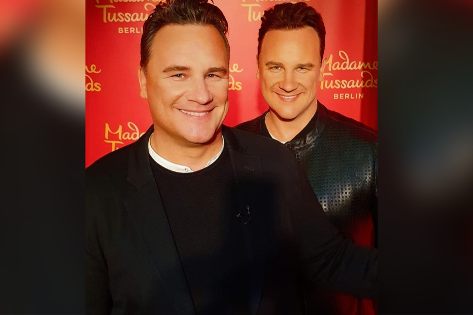 Designer Guido Maria Kretschmer (56, l.) und sein Doppelgänger aus Wachs.