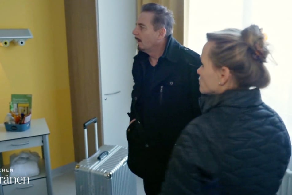 Im Krankenhaus: Ex-Freundin Winnie ist bis heute eine starke Stütze für Uwe Herrmann.