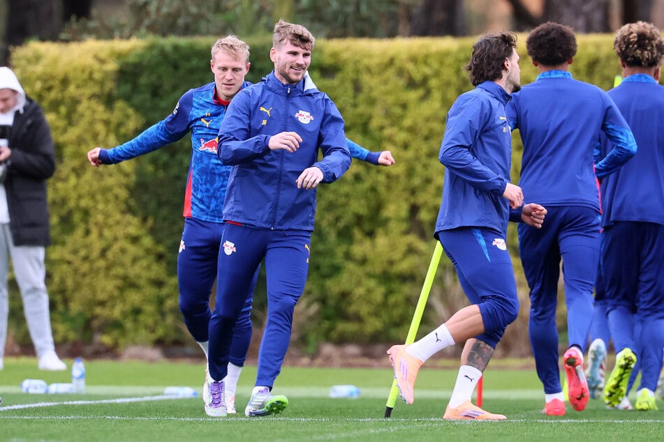 Gute Laune trotz prekärer Situation: Timo Werner (29, 2.v.l.).