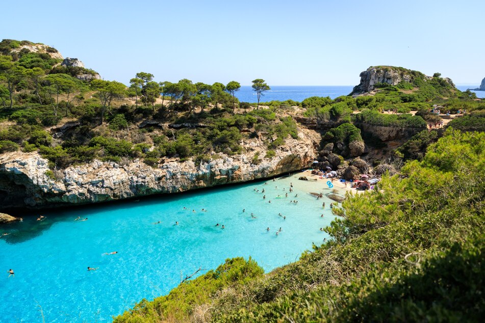 Der Strand von Cala des Moro auf Mallorca, Spanien