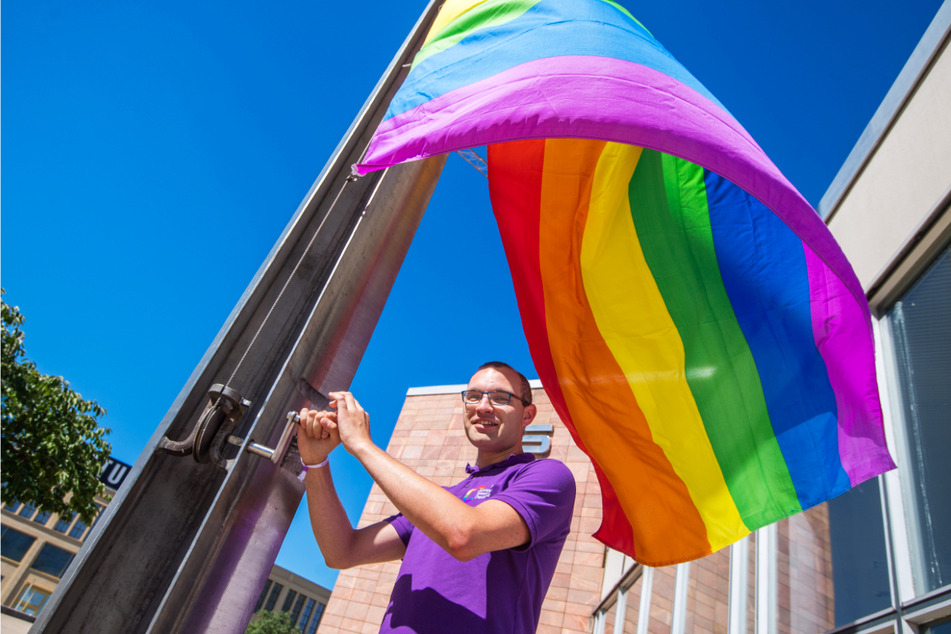 Für CSD-Organisator Robert Lutz (34) ist das Thema nach dem Telefonat mit Dagmar Ruscheinsky vom Tisch. (Archivbild)