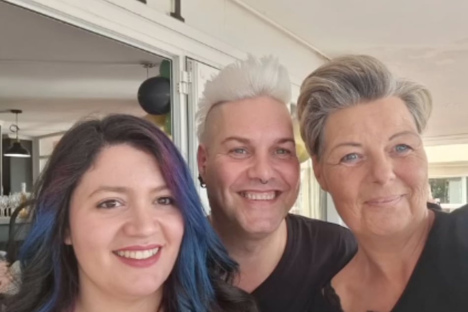 Die 53-Jährige (r.) mit ihren beiden Angestellten im neuen Salon in S'Arenal.