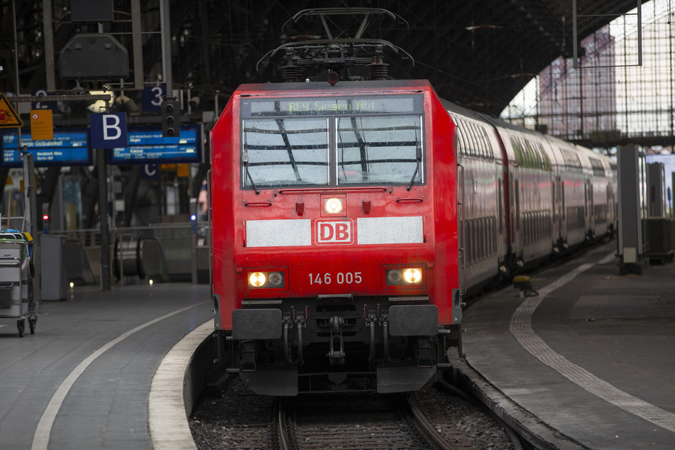Auch am Samstag kann es in Nordrhein-Westfalen noch zu Abweichungen vom Regelfahrplan der Deutschen Bahn kommen.