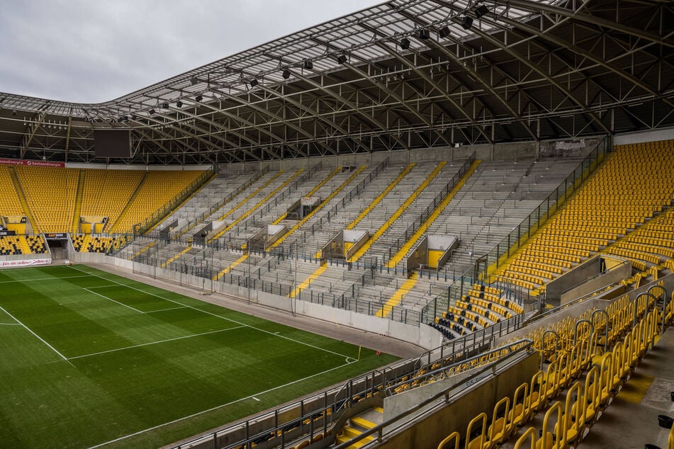 Muss der K-Block zum Heimauftakt von Dynamo leer bleiben? Das entscheidet sich in der Berufungsverhandlung vor dem DFB-Bundesgericht.