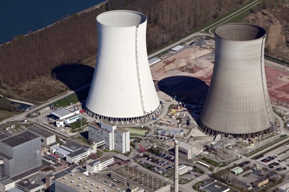 Luftbild des Kernkraftwerk Philippsburg.