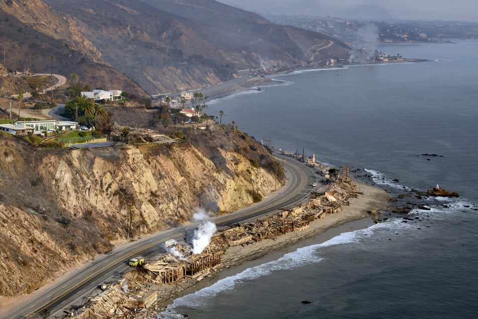 Am Pacific Coast Highway steht so gut wie kein Haus mehr.