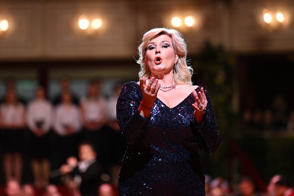 Sopranistin Camilla Nylund gehört zu den Stars des Events auf der Elbe.