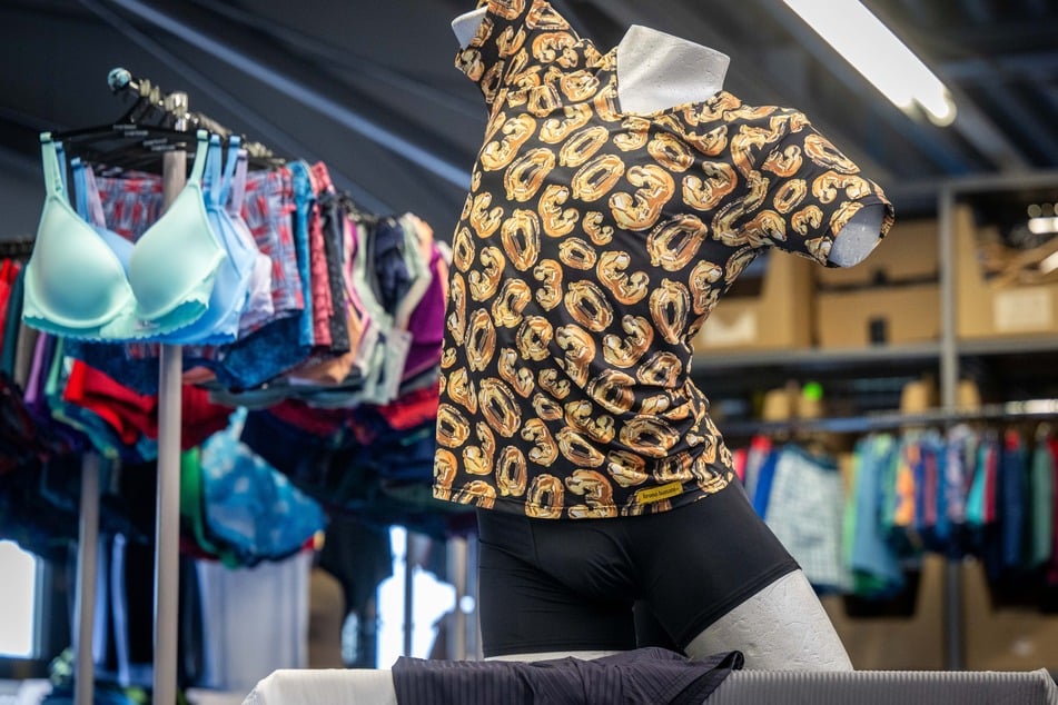 Wenn der Geburtstag zum Design wird: Shirt zum 30-jährigen Betriebsjubiläum.