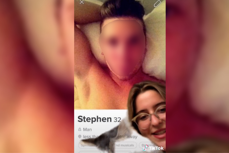 Stephen (32) wurde von Claramelapple zum Mann der Stunde 45 erklärt.