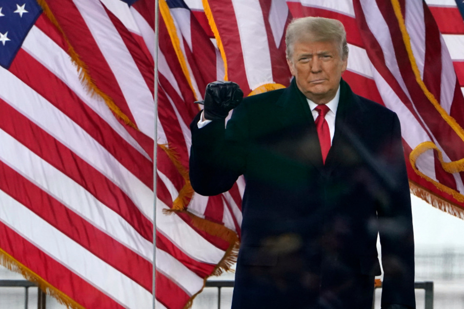 Donald Trump (74) bekräftigt seine haltlosen Behauptungen über Betrug bei der Abstimmung.