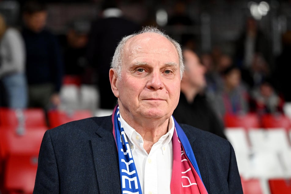 Uli Hoeneß (73), Ehrenpräsident des FC Bayern, hält einen Wirtz-Wechsel nach München inzwischen für unwahrscheinlich.