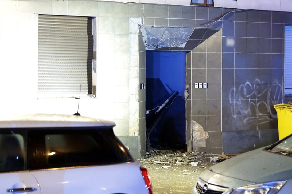 Explosion an Haus von Rap-Musiker: Polizei offenbart herben Dämpfer