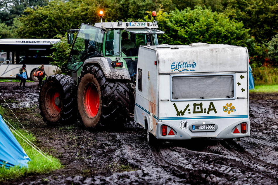 Das Wacken Open Air 2023 war gezeichnet vom heftigen Regen. Aus den daraus resultierenden Schlamm-Problemen habe man gelernt. (Archivbild)