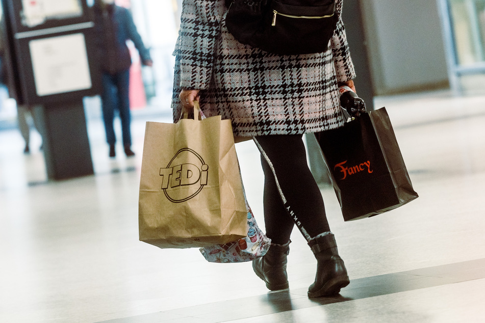 L'assouplissement de la couronne, comme les ouvertures de magasins, vaut-il vraiment le nombre élevé de nouvelles infections et l'augmentation des décès? Les médecins de soins intensifs sont très clairs: non.