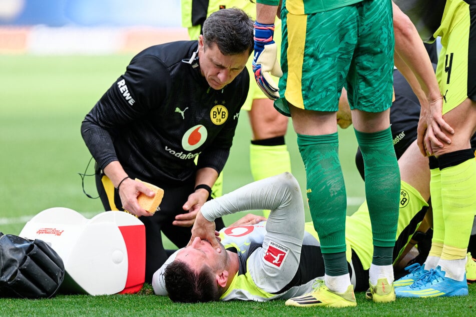 Am 18. April hatte sich der Innenverteidiger am Knie verletzt, dennoch hofft er auf sein 300. Bundesliga-Spiel.
