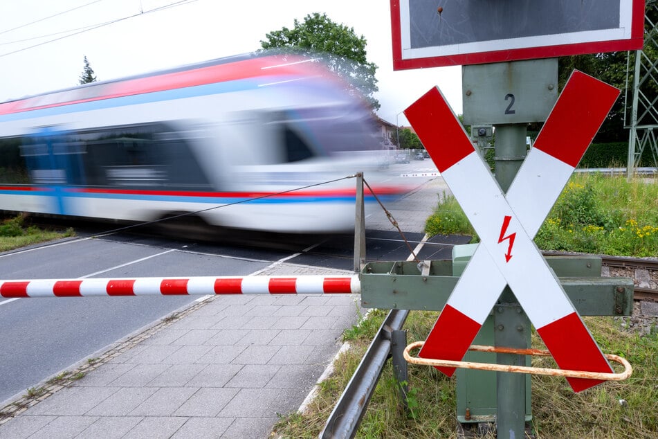 Ein 73-Jähriger wurde am Montagabend tödlich verletzt. (Symbolbild)