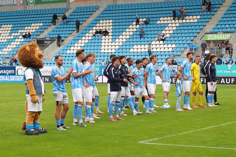 Enttäuschung bei den Himmelblauen nach der 2:4-Heimniederlage gegen Magdeburg.