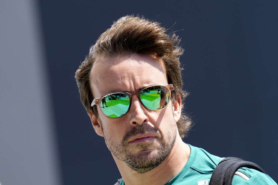 Der Aston-Martin-Pilot Fernando Alonso (41) sorgt nicht das erste Mal für eine brodelnde Gerüchteküche.
