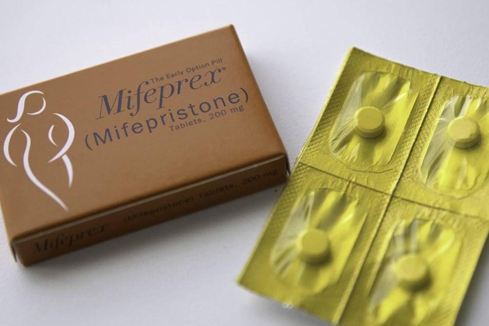 Louisiana seeks arrest of California doctor accused of mailing abortion pills