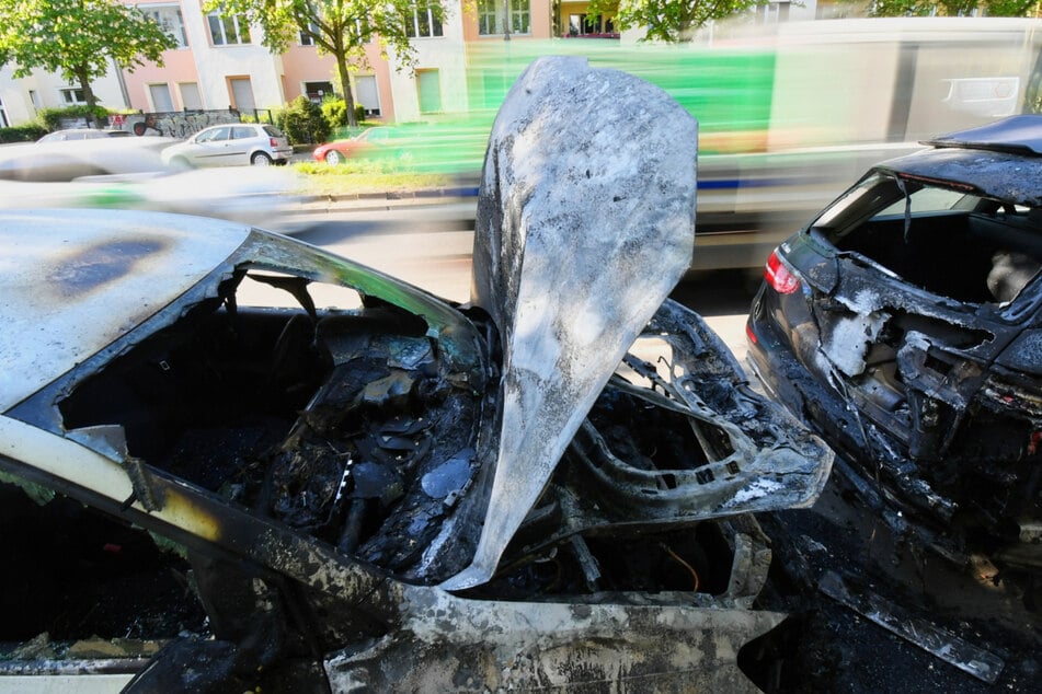 Kein seltener Anblick: abgebrannte Autos in Kreuzberg.