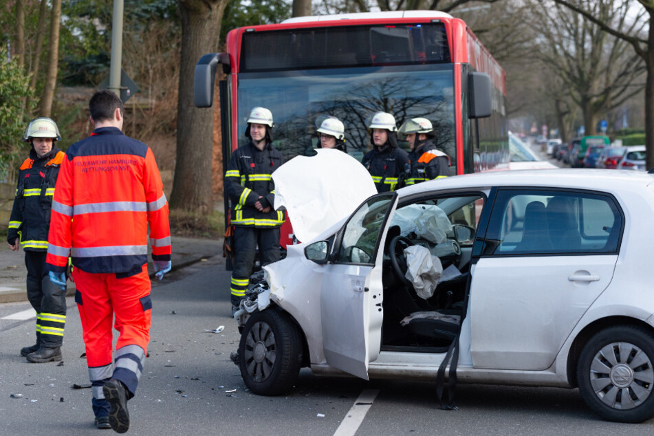 Zehn Personen wurden bei dem Zusammenstoß in Rahlstedt verletzt.