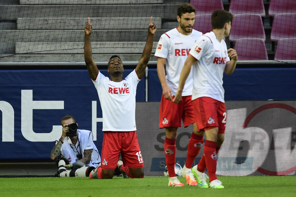 Jhon Cordoba (l.) brachte den Effzeh mit 1:0 in Führung, musste dann aber verletzt raus und eine Niederlage mit ansehen.