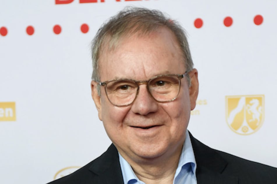 Schauspieler Joachim Król (64) ist der Erzähler der Dokumentation.