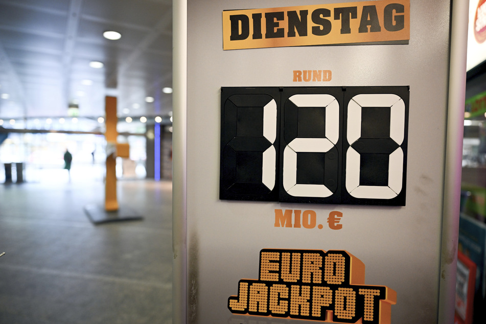 Nach elf Ziehungen ohne Hauptgewinn: Gigantischer Eurojackpot ist geknackt!