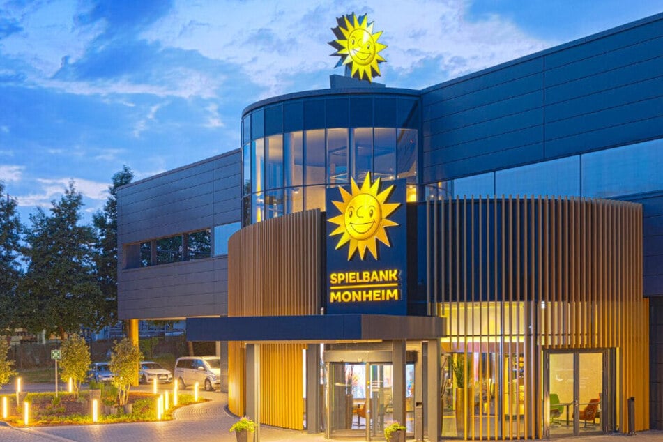 Die Merkur Spielbank Monheim An der Spielbank 1.