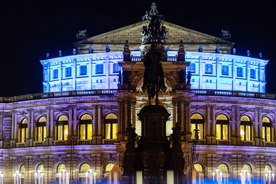 Der nächste Dresdner Opernball in der sächsischen Landeshauptstadt soll erst 2022 wieder über die Bühne gehen.