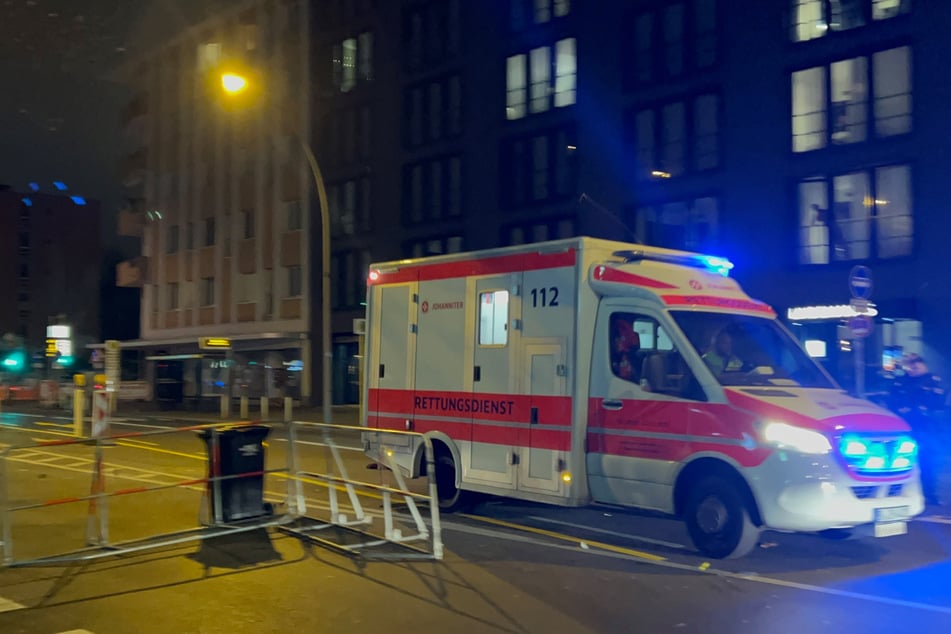 Trotz Rettungsmaßnahmen verstarb der Mann wenig später im Krankenhaus. (Symbolbild)