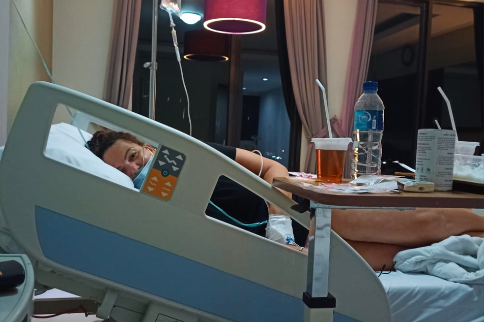 In einem Krankenhaus wurde die 55-Jährige mit Sauerstoff versorgt.