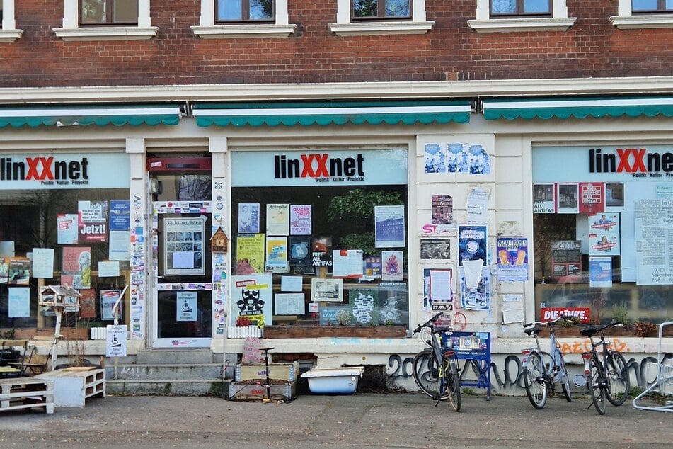 Ein erklärtes Ziel des linksradikalen Protestes: das LinXXnet-Büro der Landtagsabgeordneten Juliane Nagel (47, Linke).