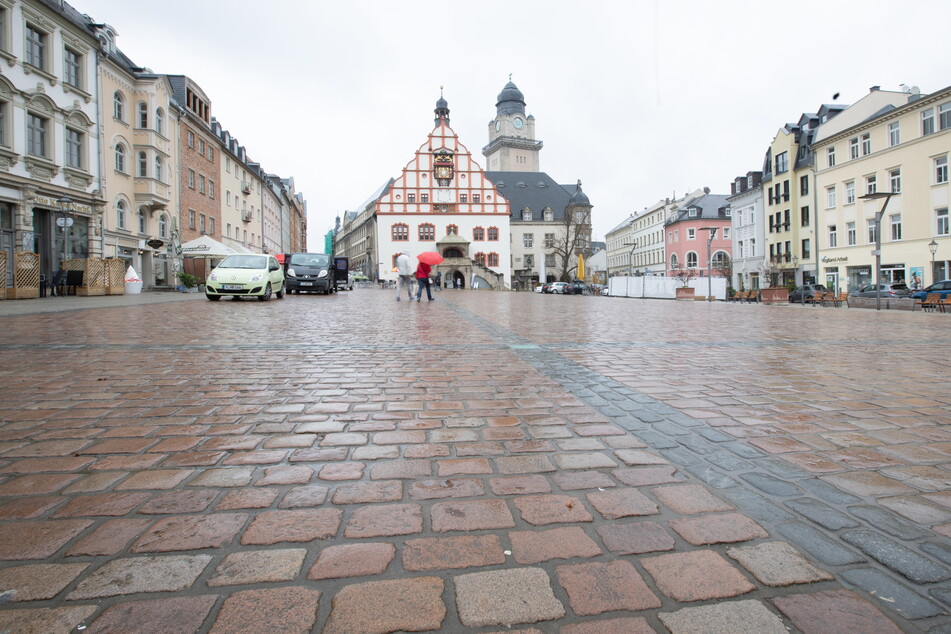 Stadtführer Marvin Schaarschmidt nimmt Euch mit auf einen musikalischen Rundgang durch die Plauener Altstadt.