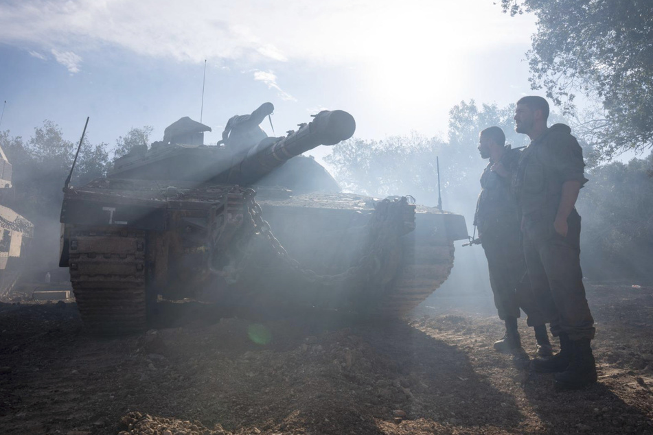 Israels Armee verstärkt seine Präsenz auf den Golanhöhen an der Grenze zu Syrien.