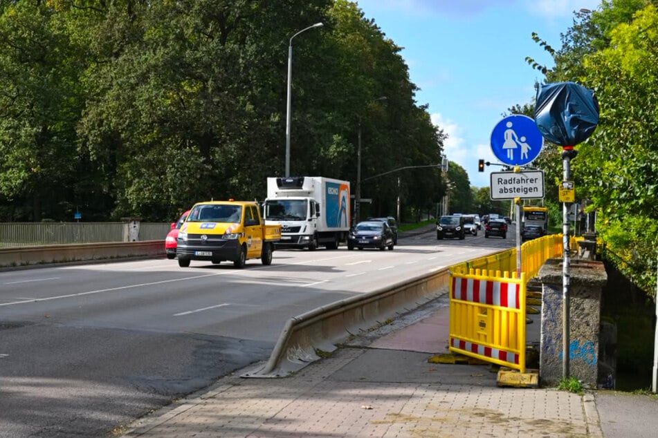 Schäden an Leipziger Brücke festgestellt: Stau auf dem Schleußiger Weg vorprogrammiert