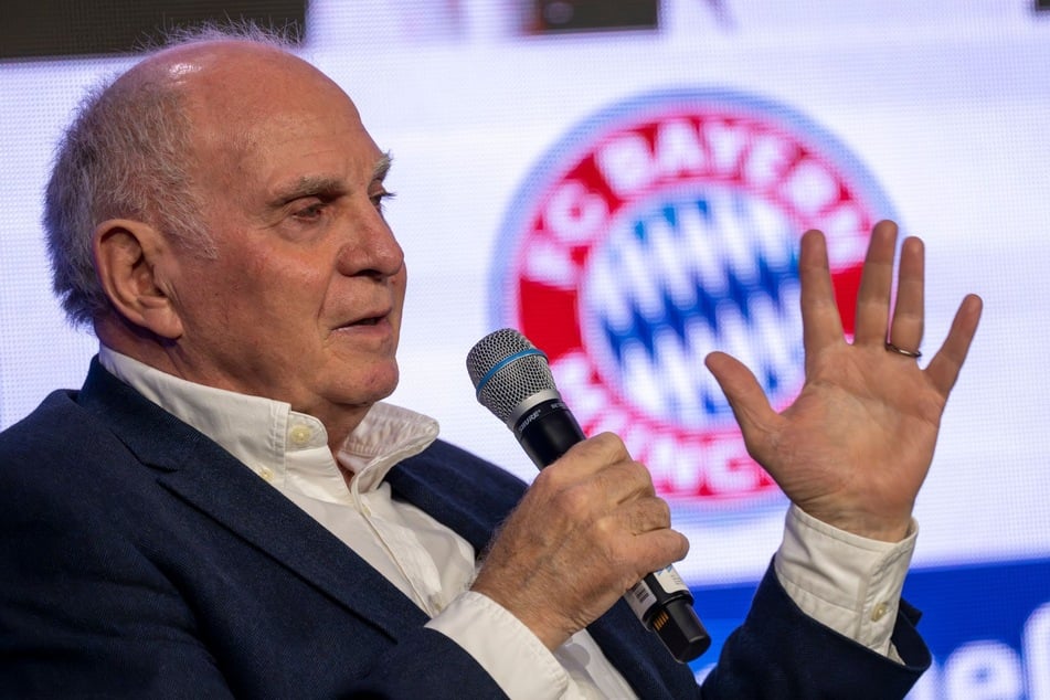 Uli Hoeneß (74) kann mit der Klopp-Rolle bei Red Bull nichts anfangen.