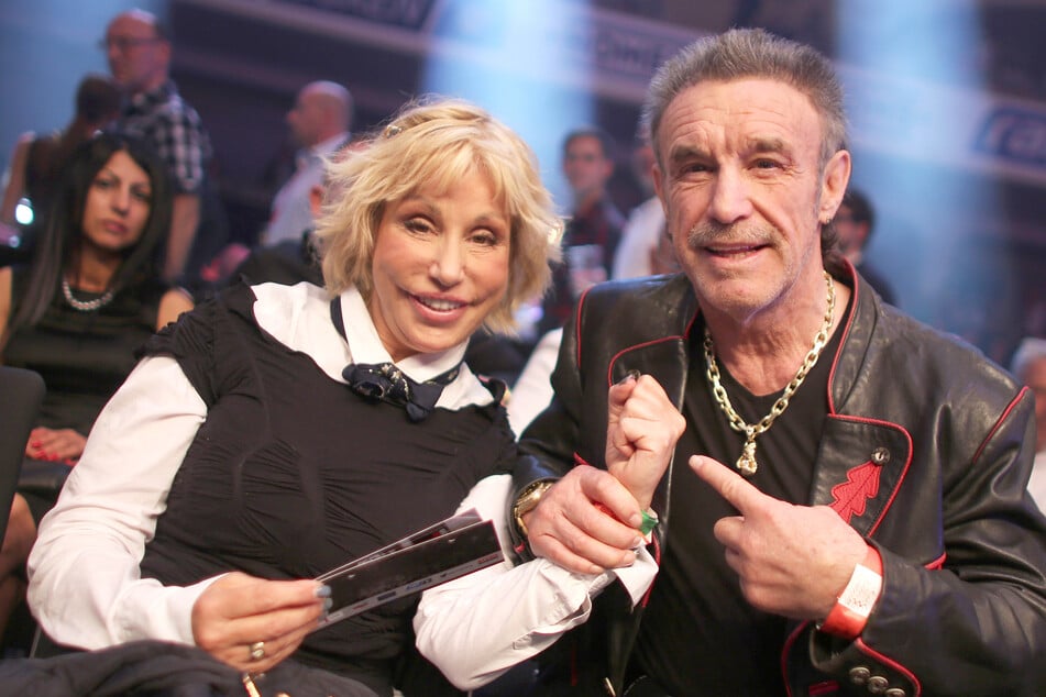 Maria Weller (71) und Ehemann René (†69) bei einem Boxkampf in Frankfurt im Jahr 2015.