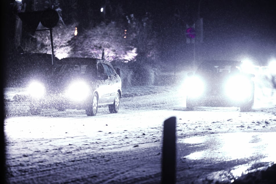 Der Wetterumschwung birgt Gefahren für zahlreiche Autofahrer im Ländle. (Symbolbild)