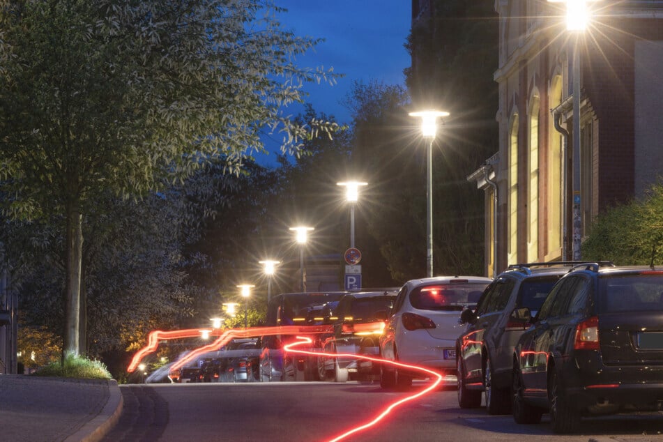 Angesichts drastisch gestiegener Energiekosten wird die Stadt Weimar ab 1. Juni die Dauer der Straßenbeleuchtung reduzieren.