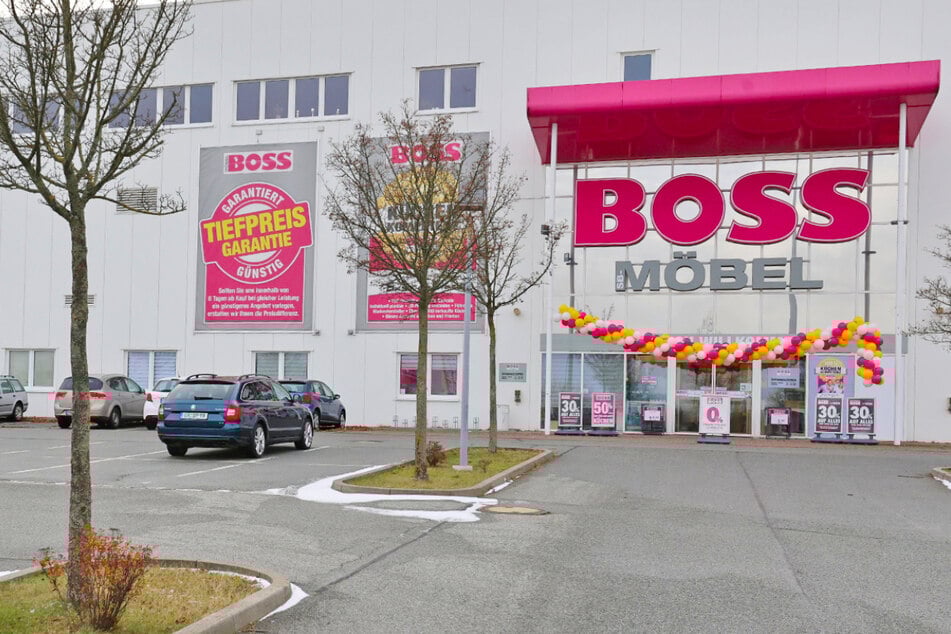 Beliebter Möbel-Discounter gibt ab Samstag (20.12.) hohe Rabatte